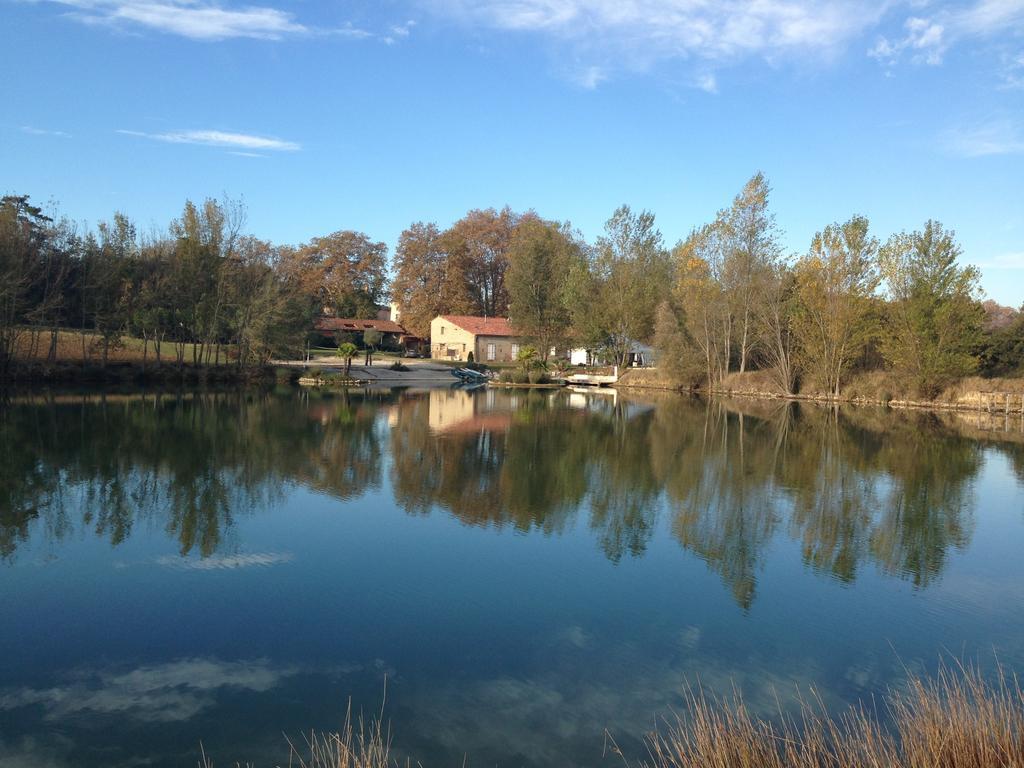 Bed and Breakfast Le Lac De Crivito Caraman Экстерьер фото
